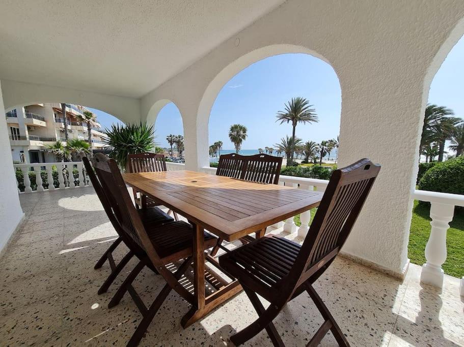 Villa On The Beach Playa Flamenca Orihuela Exterior photo